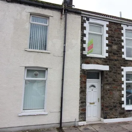 Rent this 2 bed townhouse on Vale Terrace in Tredegar, NP22 4HS