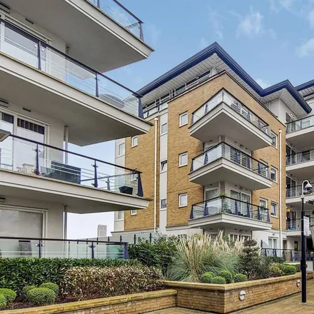 Rent this 2 bed apartment on Virgin Active in Smugglers Way, London