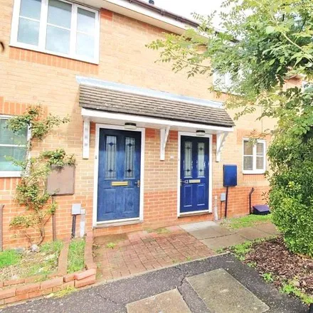 Rent this 2 bed townhouse on Sycamore Close in Debden Green, IG10 2PG
