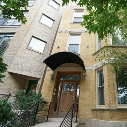 Rent this 2 bed condo on 3317 North Sheffield Avenue in Chicago, IL 60657