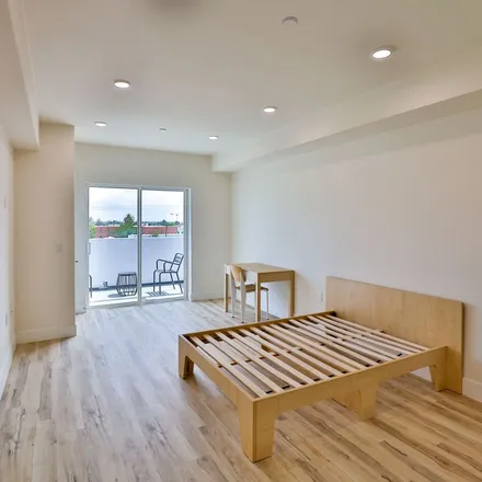 Rent this 4 bed apartment on West Adams Presbyterian Church in West Adams Boulevard, Los Angeles