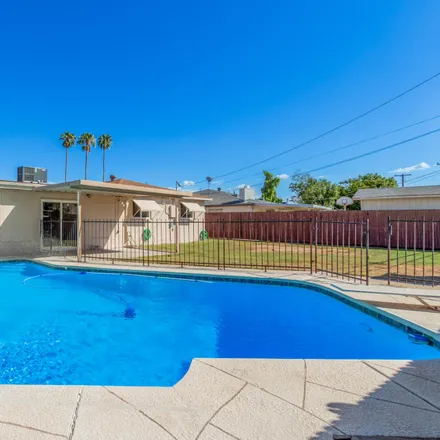 Image 2 - 4608 North 50th Avenue, Phoenix, AZ 85031, USA - House for sale