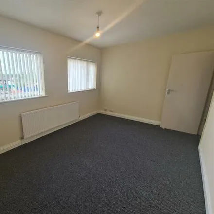 Image 6 - City Hire Tools, 1660 Bristol Road South, Rednal, B45 9TY, United Kingdom - Apartment for rent