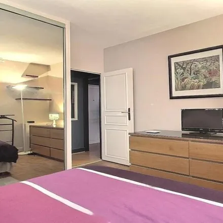 Rent this 1 bed apartment on Square des Écrivains Combattants Morts pour la France in 75016 Paris, France