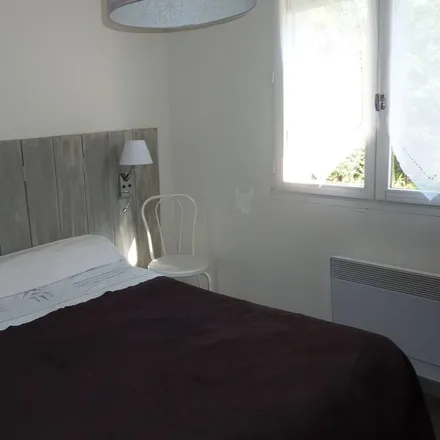 Rent this 4 bed house on Route de Molines in 05500 La Motte-en-Champsaur, France
