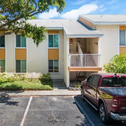 Buy this 2 bed condo on 643 99th Avenue North in Saint Petersburg, FL 33702