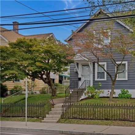 Image 1 - 719 Quinnipiac Avenue, New Haven, CT 06513, USA - House for rent