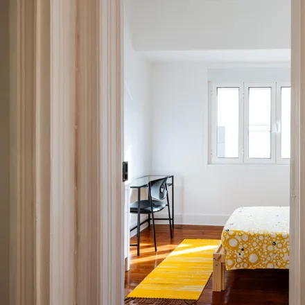 Rent this 4 bed room on Farmácia Dimar in Rua Cesário Verde 31-A, 1170-230 Lisbon