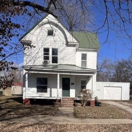 Buy this 3 bed house on 172 West Truman Street in Marceline, MO 64658