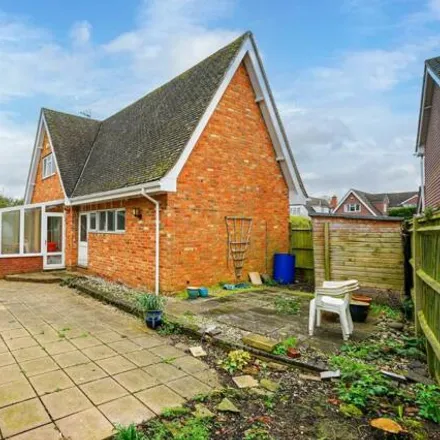 Image 4 - The Orchards, Eaton Bray, LU6 2DD, United Kingdom - House for sale