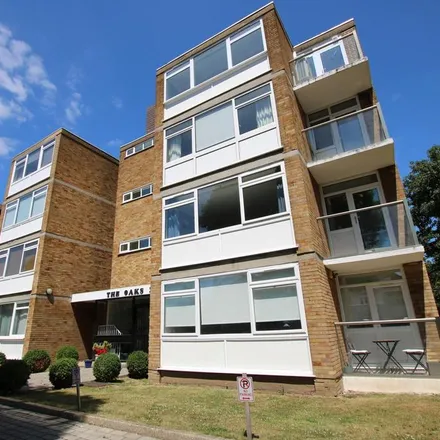 Rent this 2 bed apartment on The Oaks in 25 Brondesbury Park, Brondesbury Park