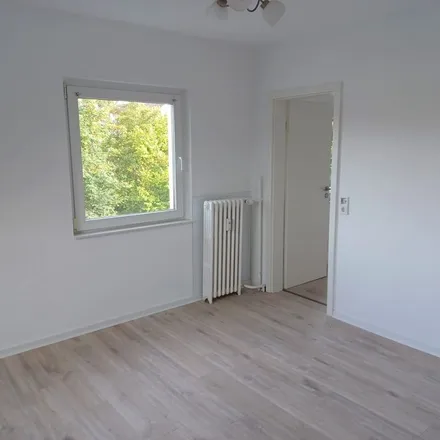 Rent this 3 bed apartment on Parkplatz Friedhof in Josef-Wagner-Straße, 57584 Scheuerfeld Betzdorf-Gebhardshain