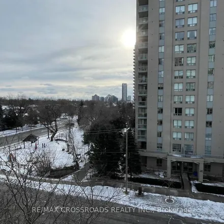 Image 8 - 238 Doris Avenue, Toronto, ON M2N 6W1, Canada - Apartment for rent