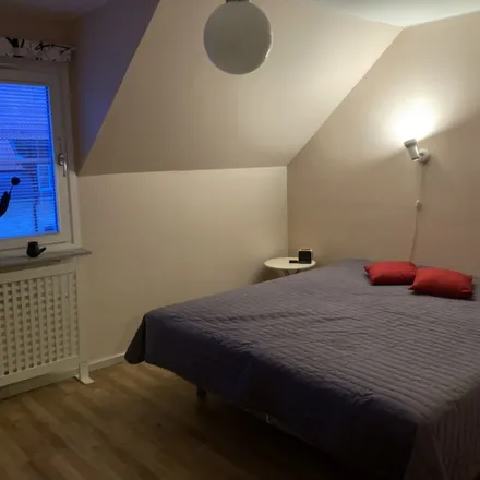 Rent this 4 bed apartment on Fruängsgatan 25F in 611 30 Nyköping, Sweden