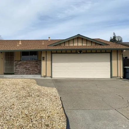 Buy this 3 bed house on 2875 Marigold Drive in Fairfield, CA 94533