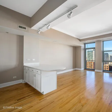 Image 8 - Randolph Place Lofts, 165 North Canal Street, Chicago, IL 60606, USA - Loft for sale
