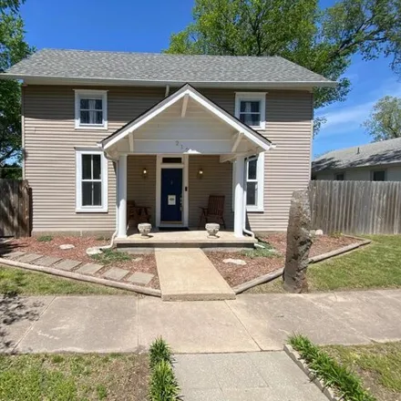 Image 1 - 212 West Wilson Street, Carterville, Jasper County, MO 64835, USA - House for sale