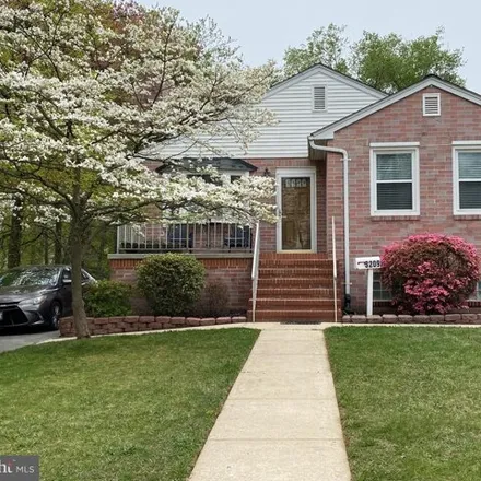 Buy this 3 bed house on 3209 Clearview Avenue in Baltimore, MD 21234