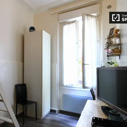 Rent this studio apartment on 12 Rue Saint-Maur in 75011 Paris, France