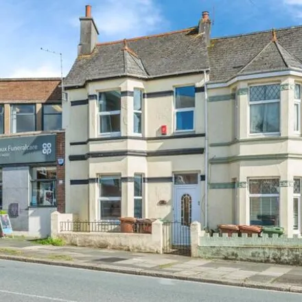 Buy this 4 bed townhouse on Victoria Road in Plymouth, PL5 1RF