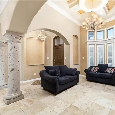 Image 2 - 1801 West Kingsborough Avenue, Timberhill Villa Number 4 Colonia, McAllen, TX 78504, USA - House for sale