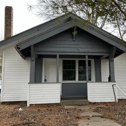 Buy this 2 bed house on 4041 Boulevard Place in Indianapolis, IN 46208