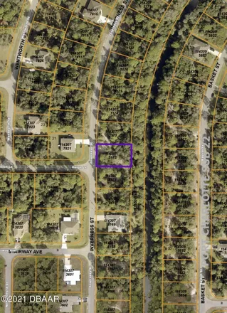 Buy this studio house on 3999 Inverness Street in North Port, FL 34288