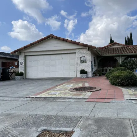 Buy this 3 bed house on 2781 McLaughlin Avenue in San Jose, CA 95121