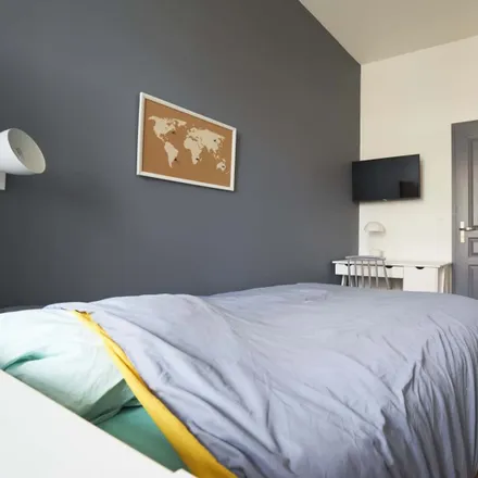 Rent this 1 bed room on 147 A Rue de Vesle in 51100 Reims, France