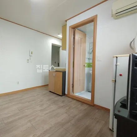 Rent this studio apartment on 서울특별시 강북구 수유동 28-20
