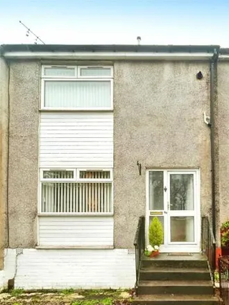 Rent this 2 bed townhouse on Cumbrae Drive in Larbert, FK1 4AP
