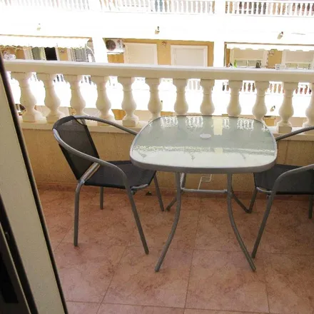 Image 1 - Calle Ramón Gallud, 03182 Torrevieja, Spain - Apartment for rent