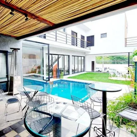 Buy this 4 bed house on Rua Dois in Jardim Villagio Ghiraldelli, Hortolândia - SP