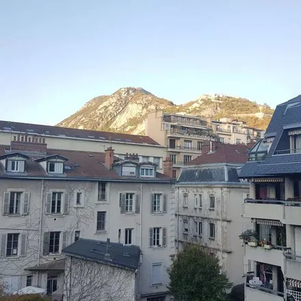 Rent this 5 bed apartment on 13 Boulevard Jean Pain in 38000 Grenoble, France