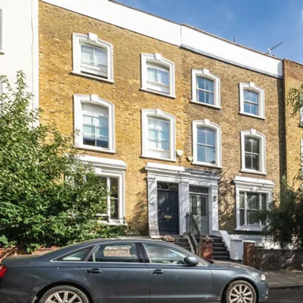 Image 7 - 128 Northchurch Road, London, N1 3NY, United Kingdom - Townhouse for sale