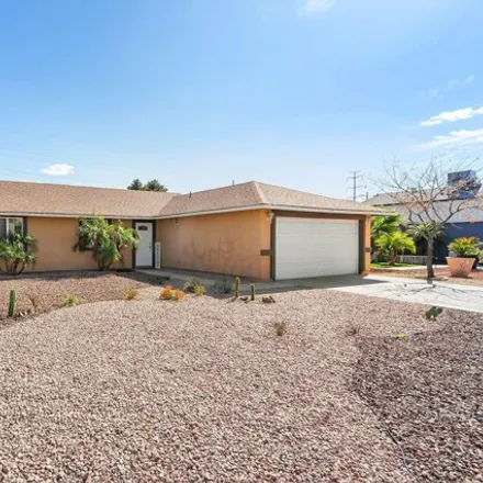 Image 2 - 1461 East Fremont Road, Phoenix, AZ 85042, USA - House for sale