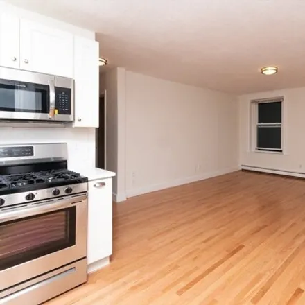 Image 4 - 376 Washington Street, Boston, MA 02124, USA - Apartment for rent