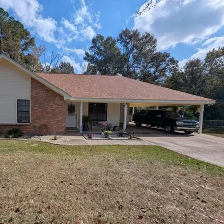 Rent this 3 bed house on 106 Kelly Rose Ln in Petal, Mississippi