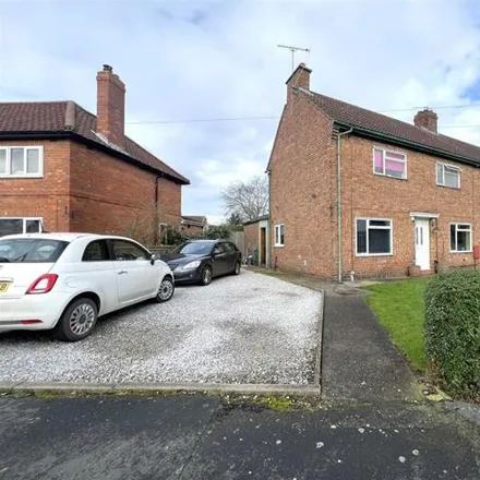 Buy this 3 bed duplex on West Close in Scalby, HU15 2QB