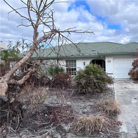 Buy this 3 bed house on 1047 Sand Castle Road in Sanibel, Lee County