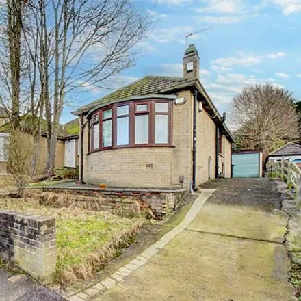 Image 1 - Carr Manor Walk, Leeds, LS17 5DN, United Kingdom - House for sale