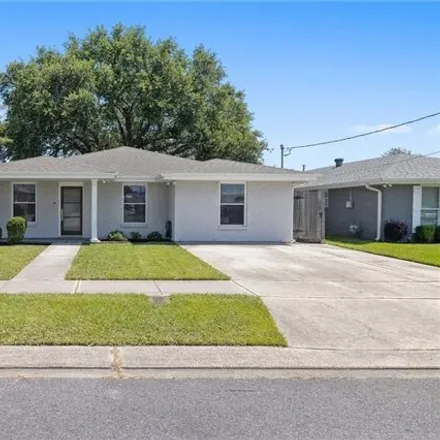 Buy this 3 bed house on Chalmette Post Office in West Josephine Street, Versailles