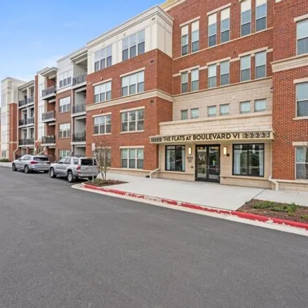 Buy this 2 bed condo on 10755 Fairgrounds Drive in Fairfax Woods, Fairfax