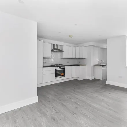 Rent this 1 bed apartment on Iceland in 288 Bath Road, London