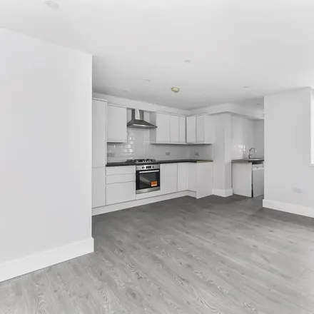 Image 1 - Iceland, 288 Bath Road, London, TW4 7DN, United Kingdom - Apartment for rent