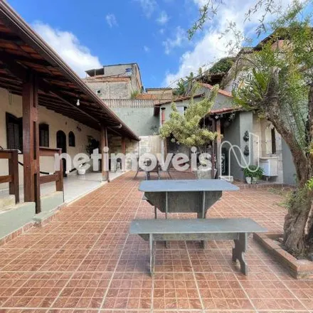 Buy this 4 bed house on Rua Gil de Oliveira Meireles in Venda Nova, Belo Horizonte - MG