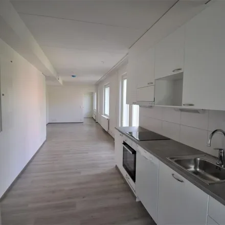 Rent this 2 bed apartment on Puutarhatie 7 in 01300 Vantaa, Finland