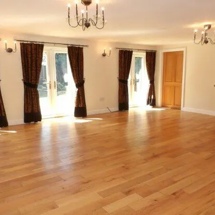 Rent this 5 bed apartment on Collingham in Mulberries, Station Road