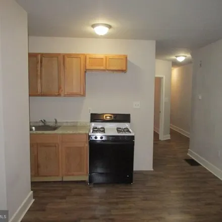 Image 5 - 56th Street Station, South 56th Street, Philadelphia, PA 19139, USA - Apartment for rent