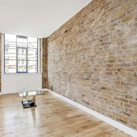 Image 5 - Saxon House, 56 Commercial Street, Spitalfields, London, E1 6RW, United Kingdom - Apartment for rent